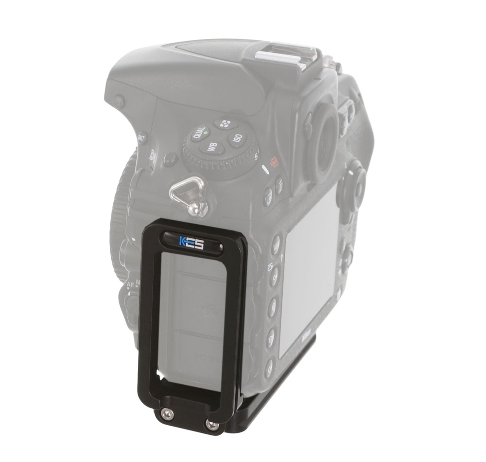 Kirk ULB-1 Universeller L-Winkel -klein an Nikon D810