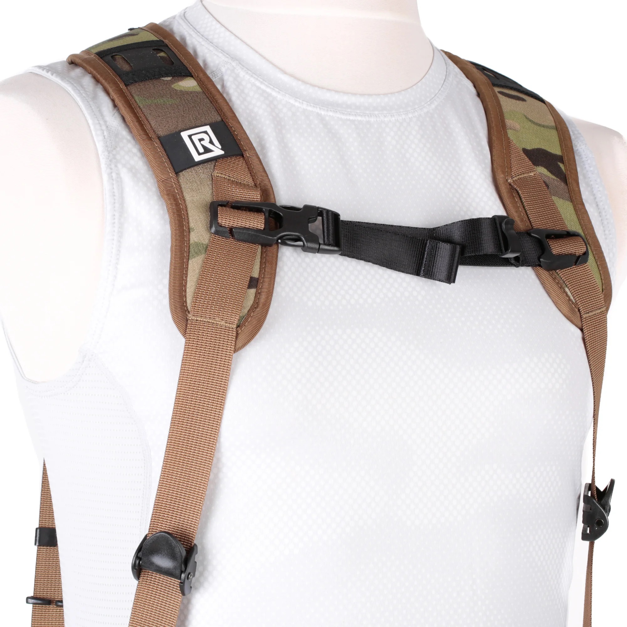 blackrapid_68922644_kameragurt_double_breathe_multi_terrain_camo_AE21575_augenblicke_eingefangen-4