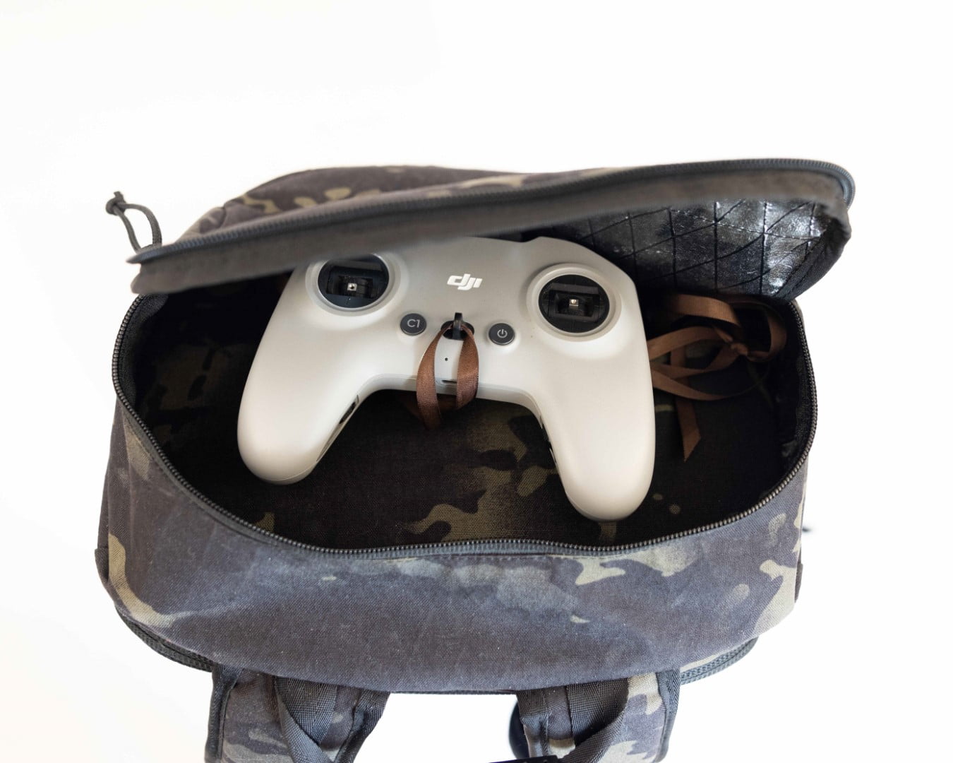 MR JAN GEAR Fotorucksack RISE XL – Multicam with Molle system MR JAN GEAR Fotorucksack RISE XL – Multicam with Molle system