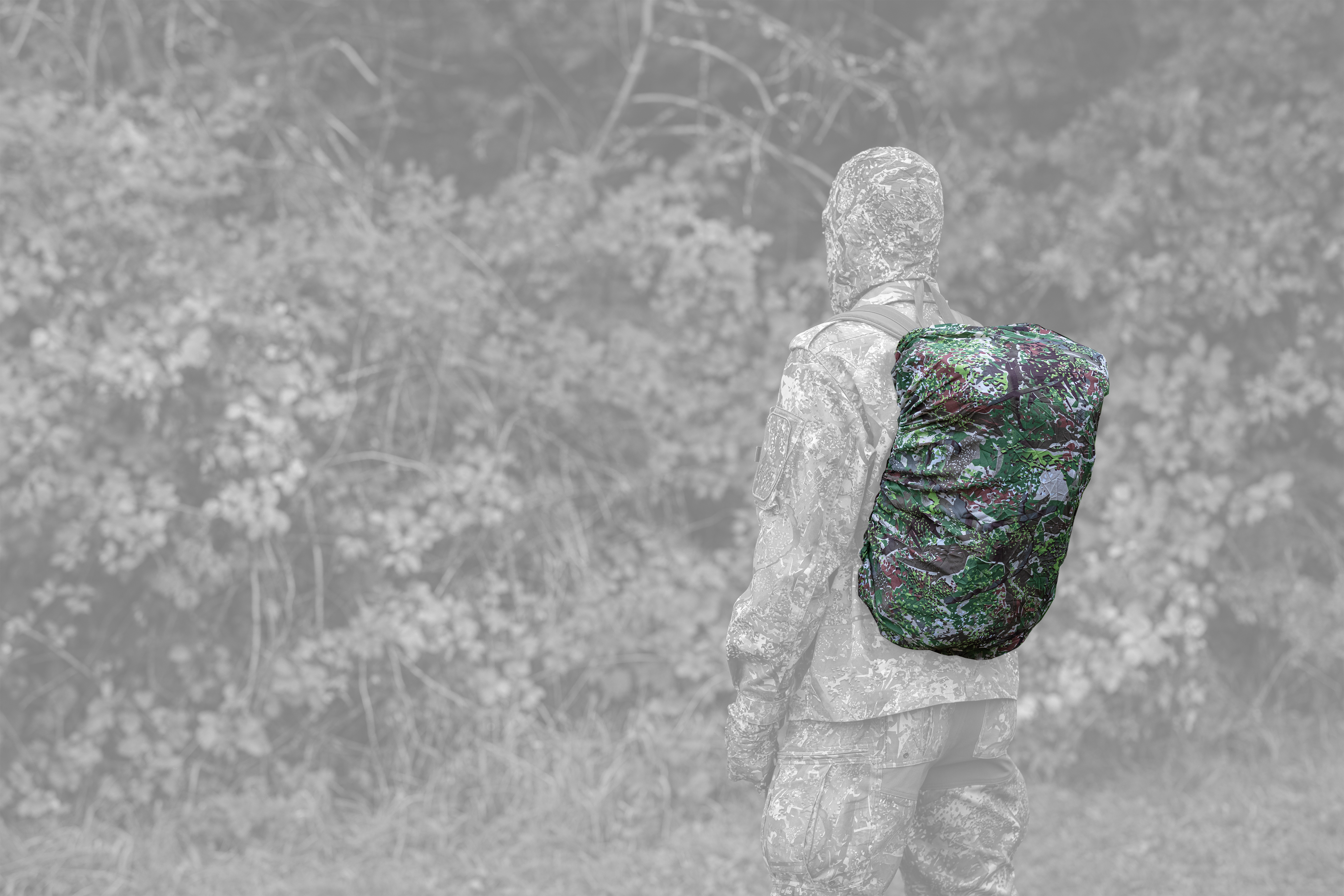 GHOSTHOOD® Backpack-Cover 30 (Rucksacktarnung)