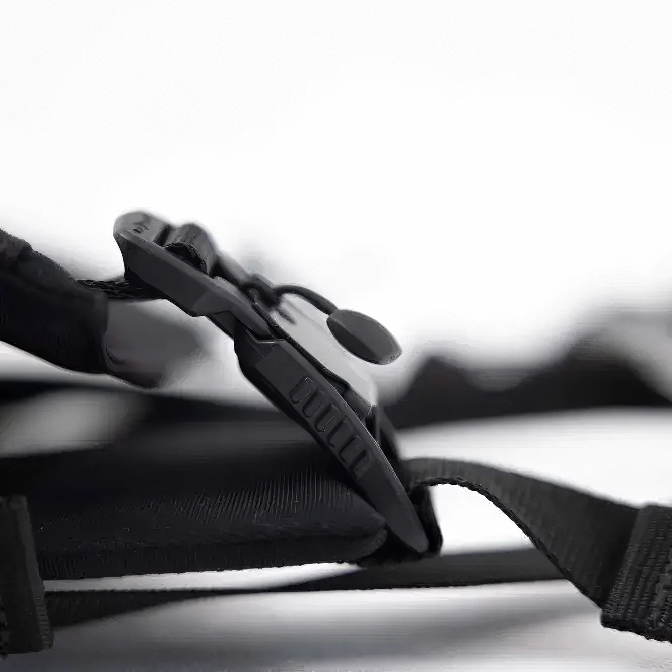 MR JAN GEAR Sistema de transporte Lens Carrier M para teleobjetivos negro (Molle y magnético)