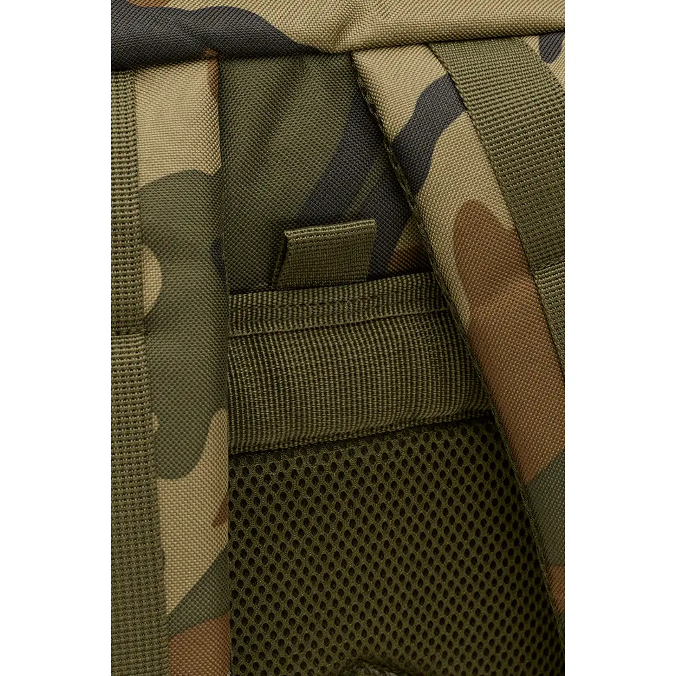5brandit_wear_802215010os_us_cooper_patch_medium_backpack_AE21783_augenblicke_eingefangen