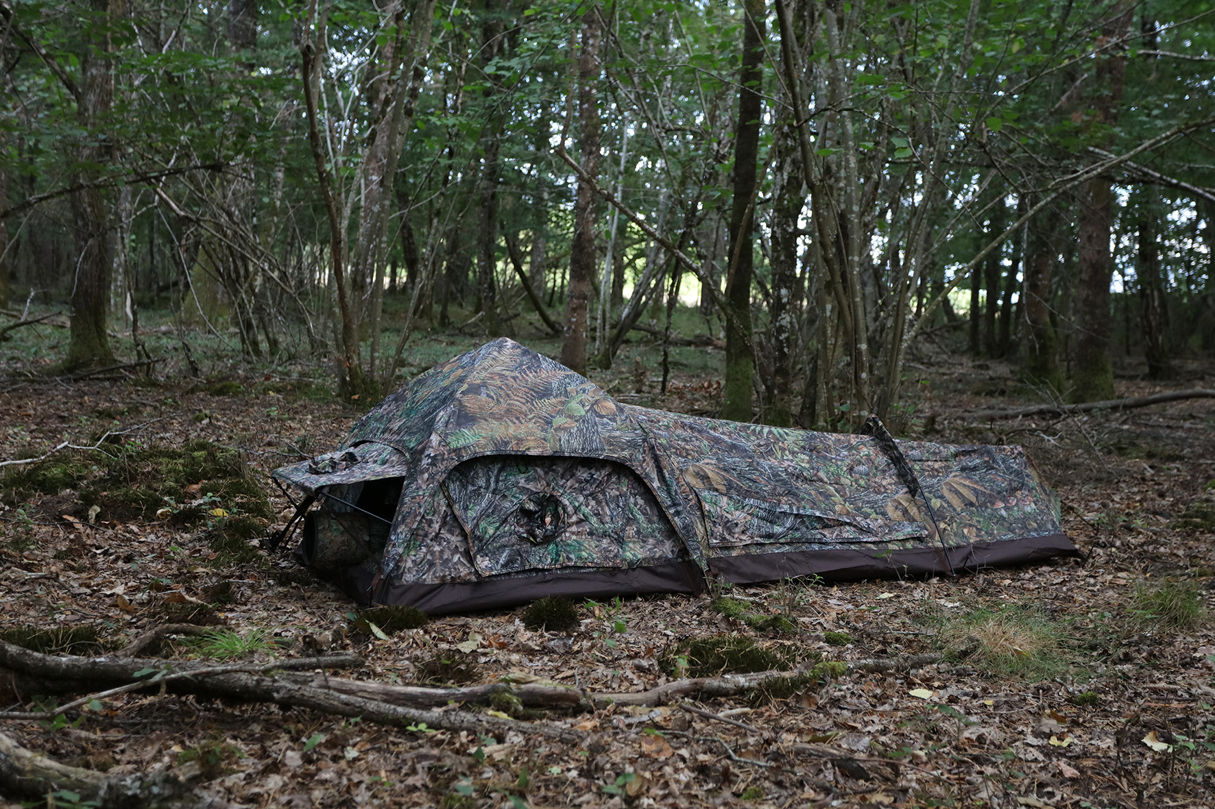 Tragopan HOKKI V3 Liegezelt für Bodennahe Fotografie Tragopan HOKKI V3 Liegezelt für Bodennahe Fotografie