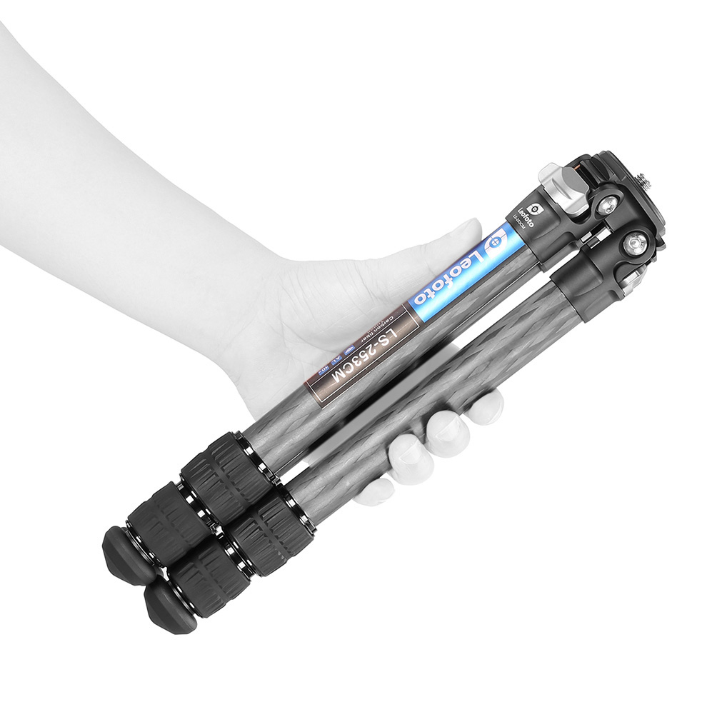 leofoto_lf_ls_253cm_lh_30_ranger_ls_253cm_carbon_stativ_mit_kugelkopf_lh_30_AE21119_augenblicke_eingefangen-13