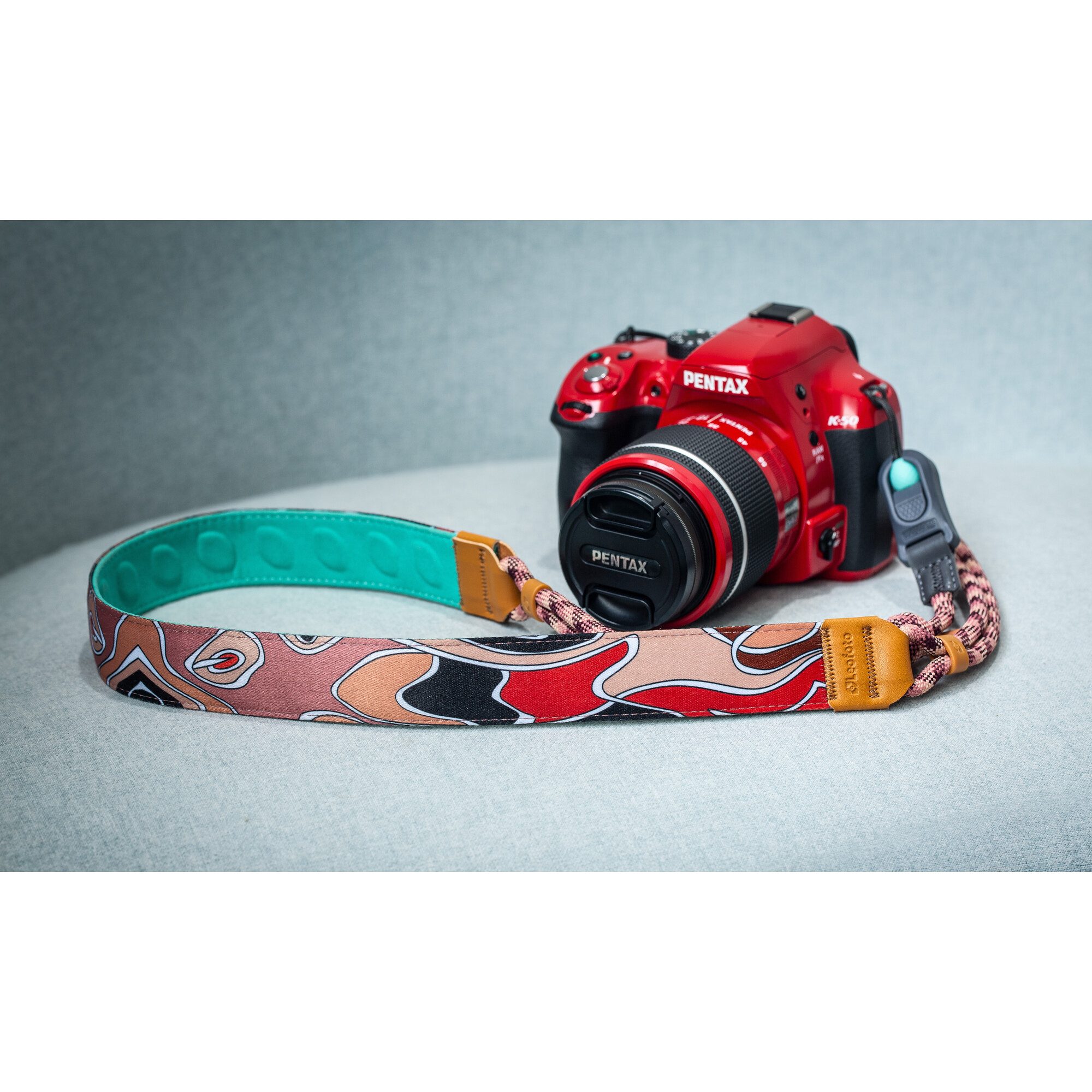 L-CS-204 Fashion Kamera-Tragegurt Red Mask L-CS-204 Fashion Kamera-Tragegurt Red Mask