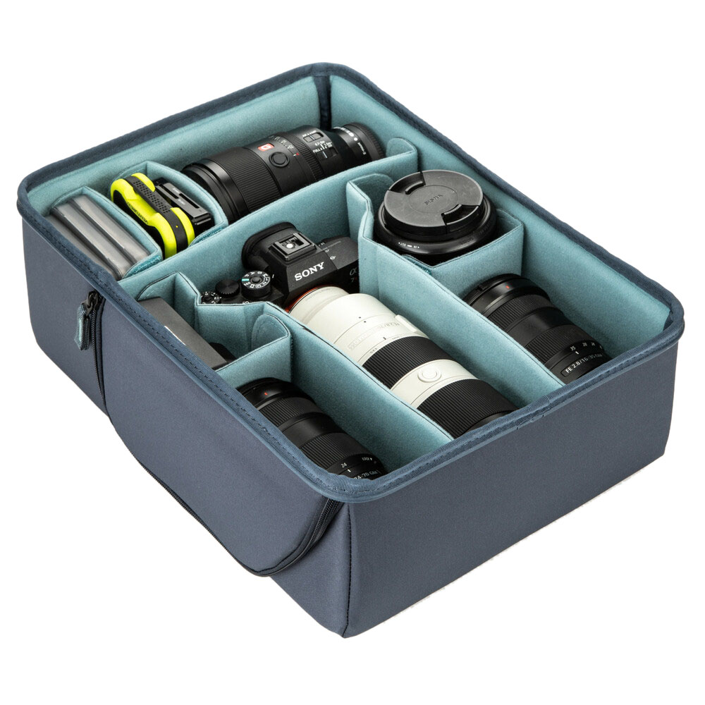 Shimoda Core Unit Large Mirrorless Modul-Einsatz Usage example (accessories shown are not included in the scope of delivery)