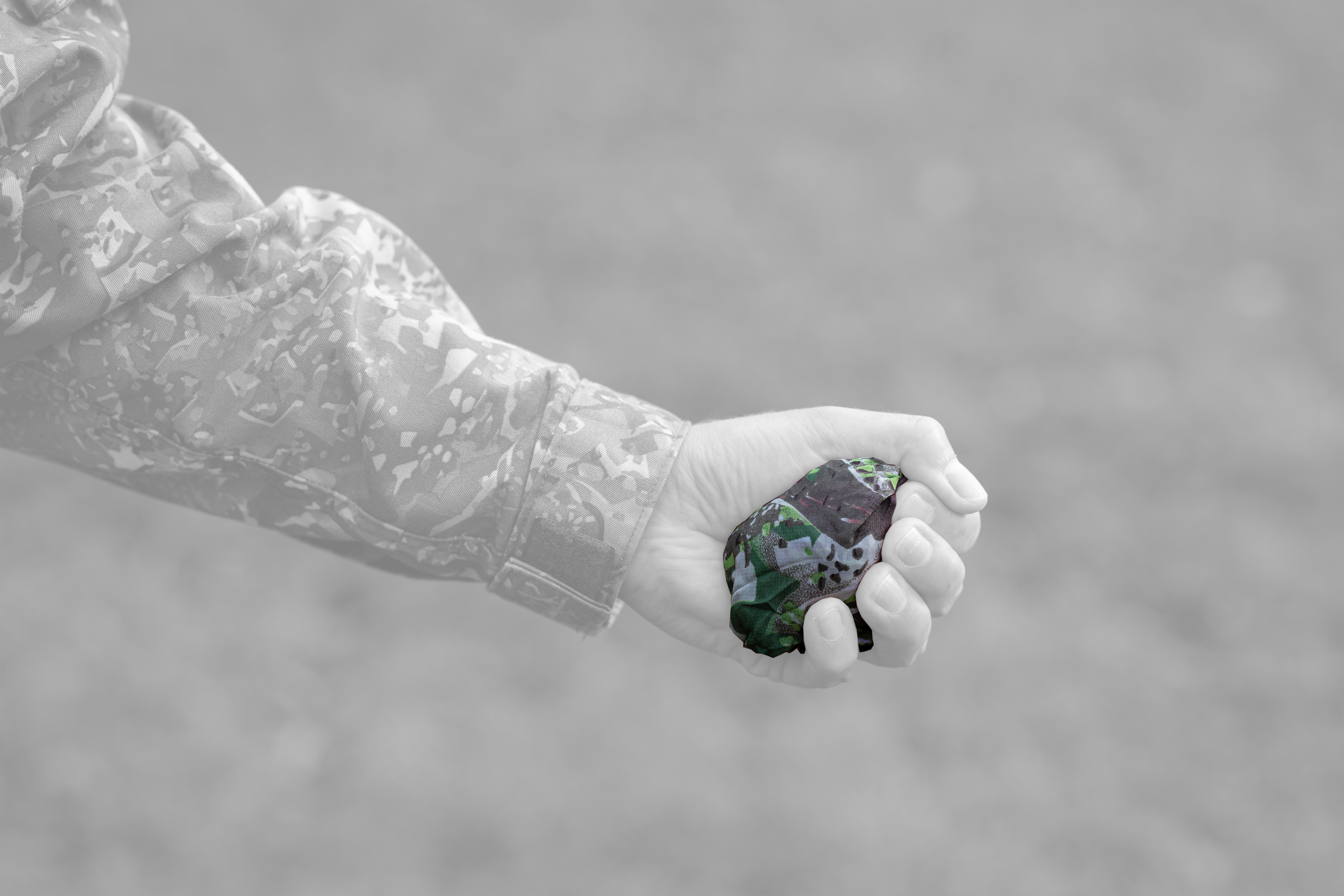 GHOSTHOOD® Tube-Scarf (Schlauchschal) GHOSTHOOD® Tube-Scarf (Schlauchschal)