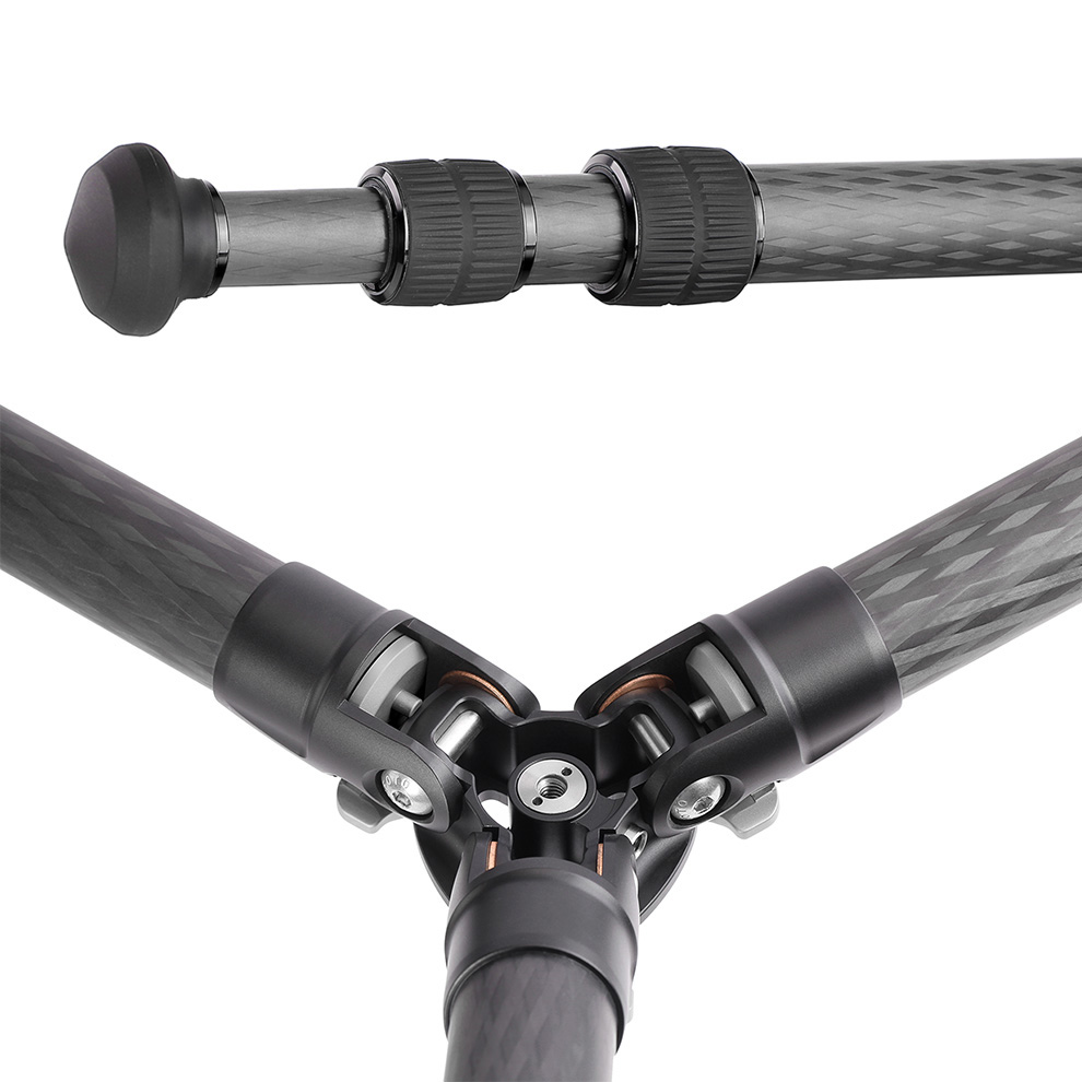 leofoto_lf_ls_253cm_lh_30_ranger_ls_253cm_carbon_stativ_mit_kugelkopf_lh_30_AE21119_augenblicke_eingefangen-16